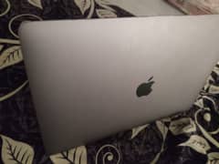 MacBook