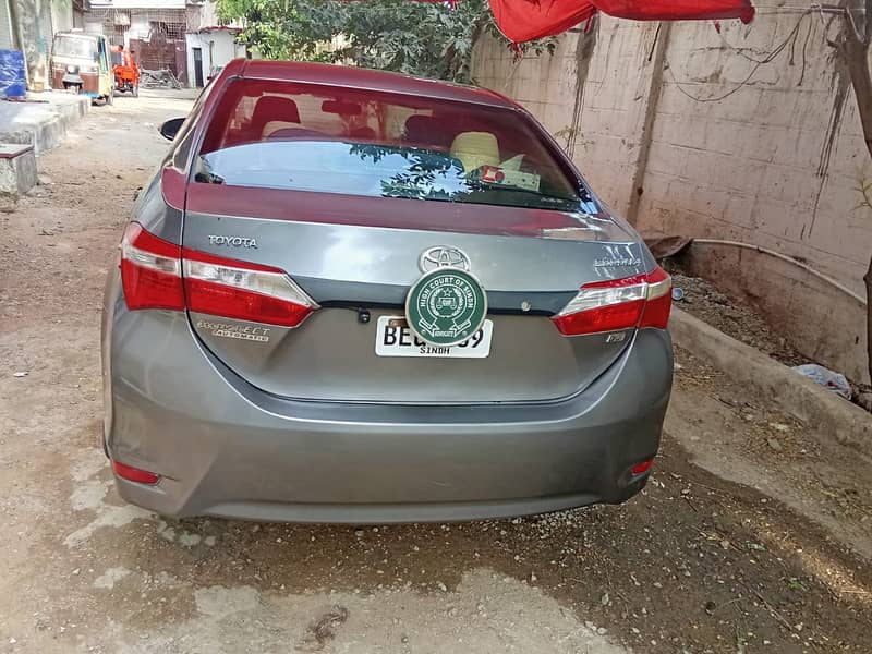 Toyota Corolla GLI 2016 New version urgent sale 5