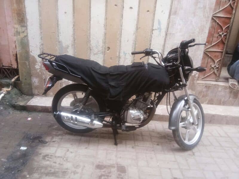 all ok h eingen bikul ok h koi kam nhi bike ma 5