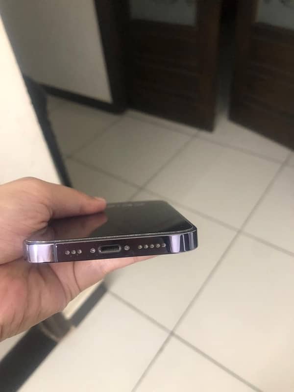 Iphone 14 pro /Deep Purple /128 gb/87% battery health/Non PTA LL/A 4