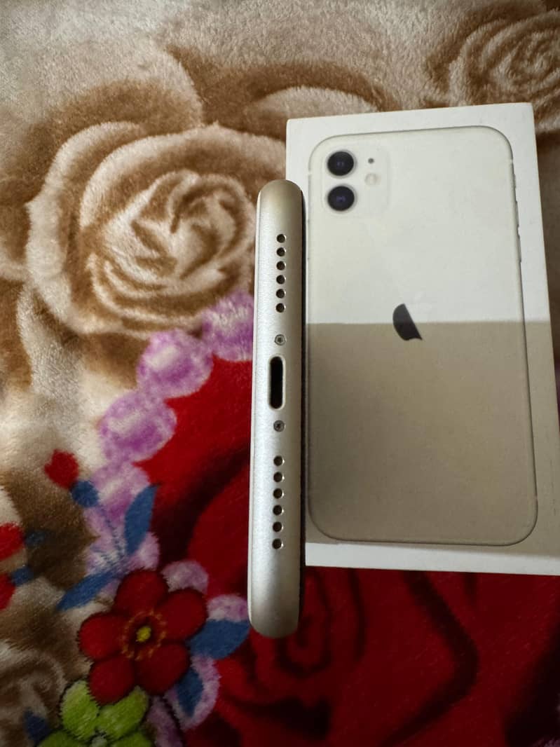 Iphone 11 for sale 4