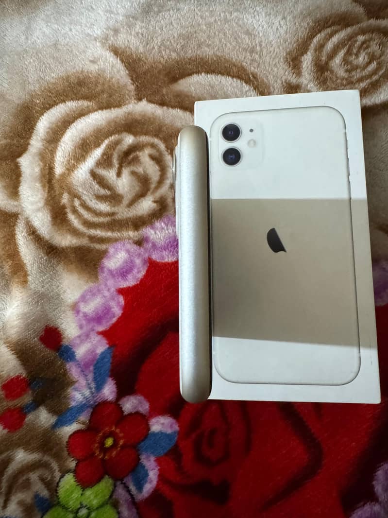 Iphone 11 for sale 5