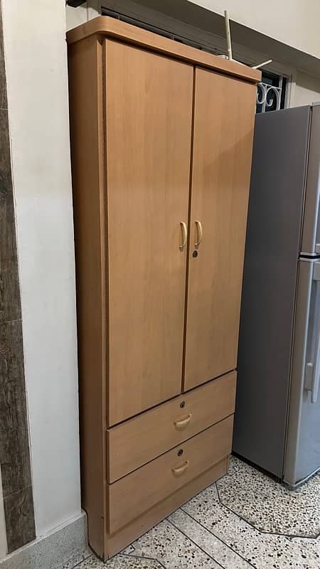 wardrobe in good condition 1