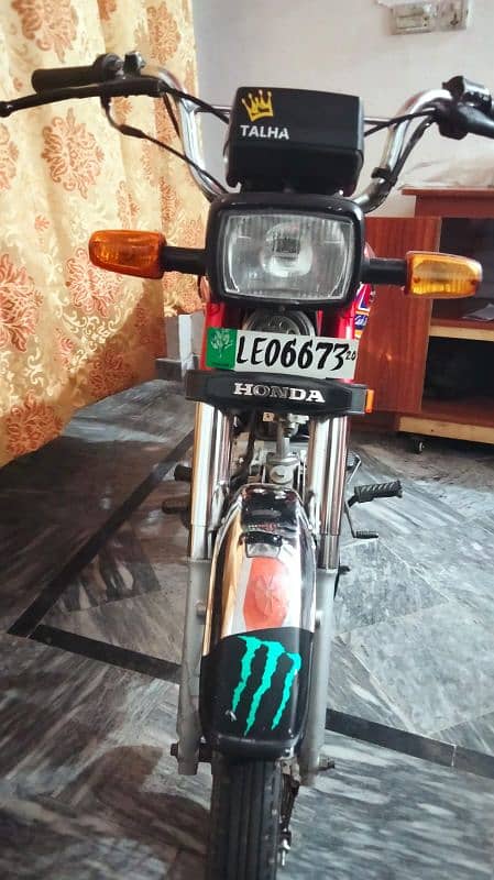 Bike full original condition me haa just buy and drive 1