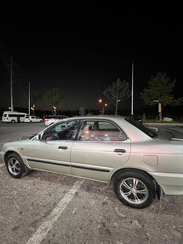 Suzuki Baleno 1999 4