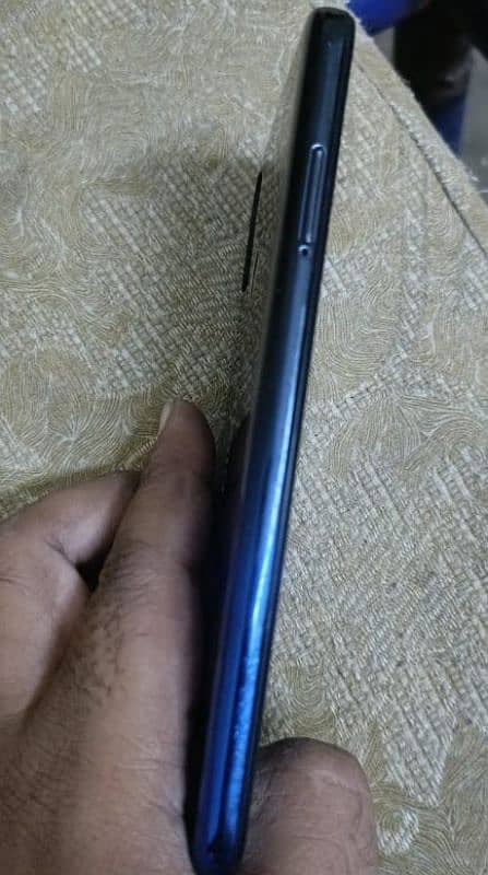 Digit play 1 pack phone hai one hand used 2