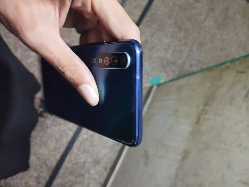 VIVO S1 11