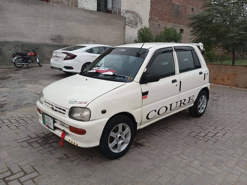 Daihatsu Cuore 2004 11