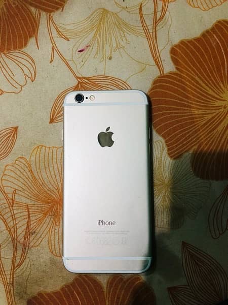 iphone 6 \64gb momory /all ok pta provide/ 03077167516 3