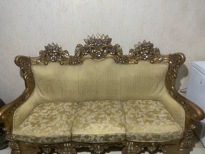 7 seater sofa set with 3 tables original chinioti lakri 1