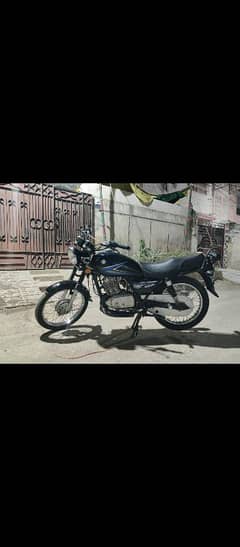 SUZUKI GS 150