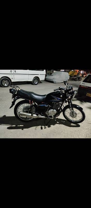 SUZUKI GS 150 3