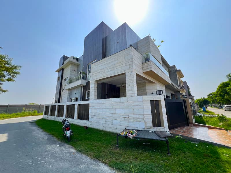 7 Marla Corner Brand New Fully Maintained Modern House At Hot Location For Sale In DHA Phase 9 Town Block B Lahore 1