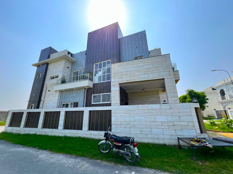 7 Marla Corner Brand New Fully Maintained Modern House At Hot Location For Sale In DHA Phase 9 Town Block B Lahore 2