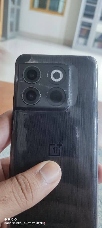 One plus 10T (8/128) black colour Non pta carrier unlocked. 11