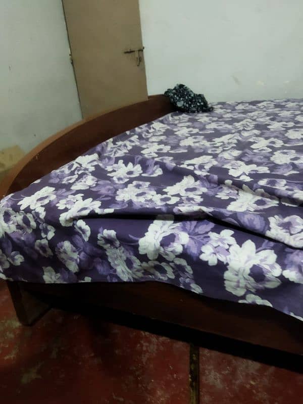 King size bed for sale 2