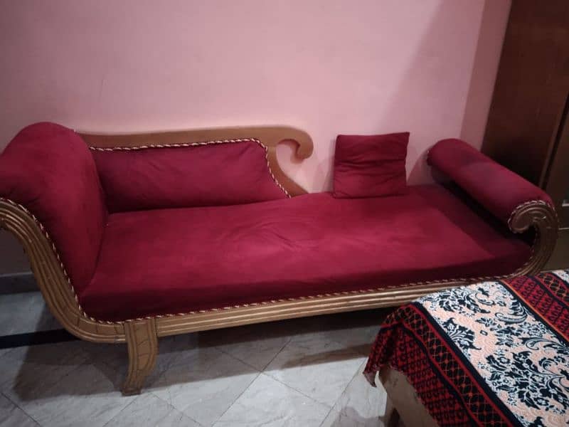 sofa setti mehroon colour 1