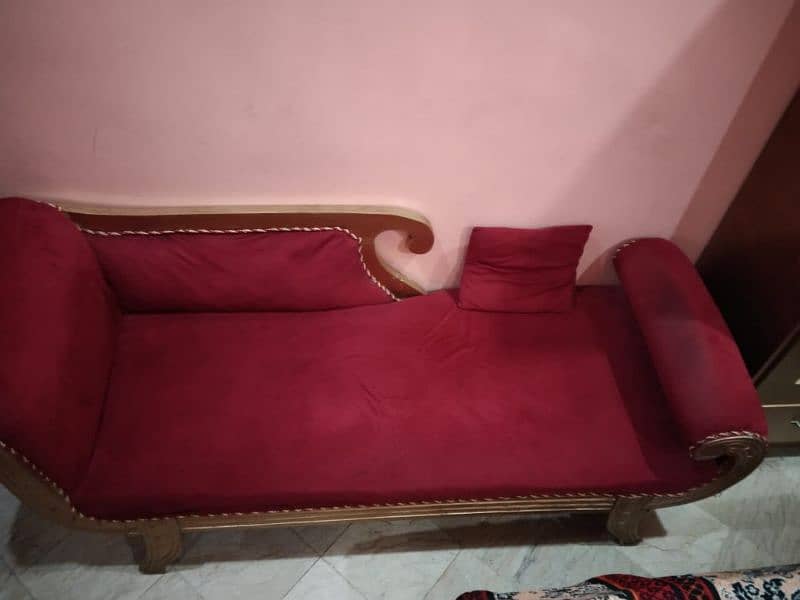 sofa setti mehroon colour 2