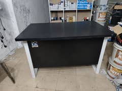 office computer table for urgent sale 0