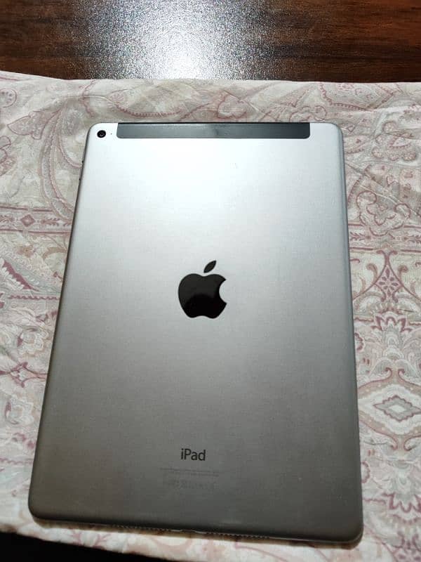 ipad Air 2 16 gb best for youtube and games 0