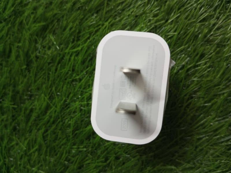 Iphone original charger 20w 1