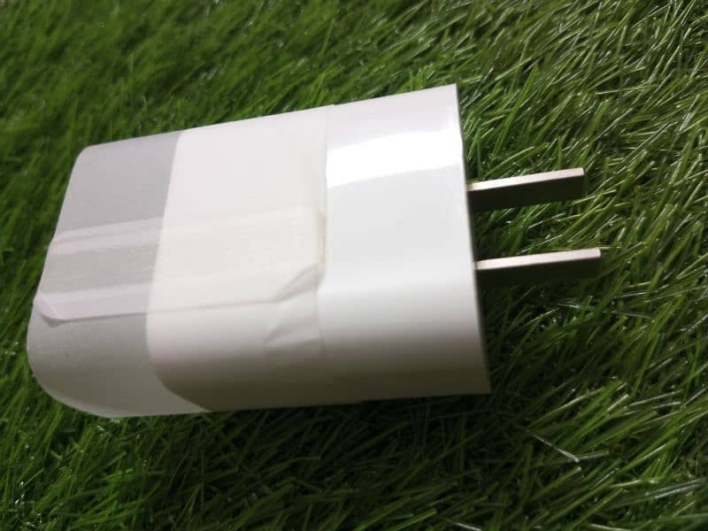 Iphone original charger 20w 5