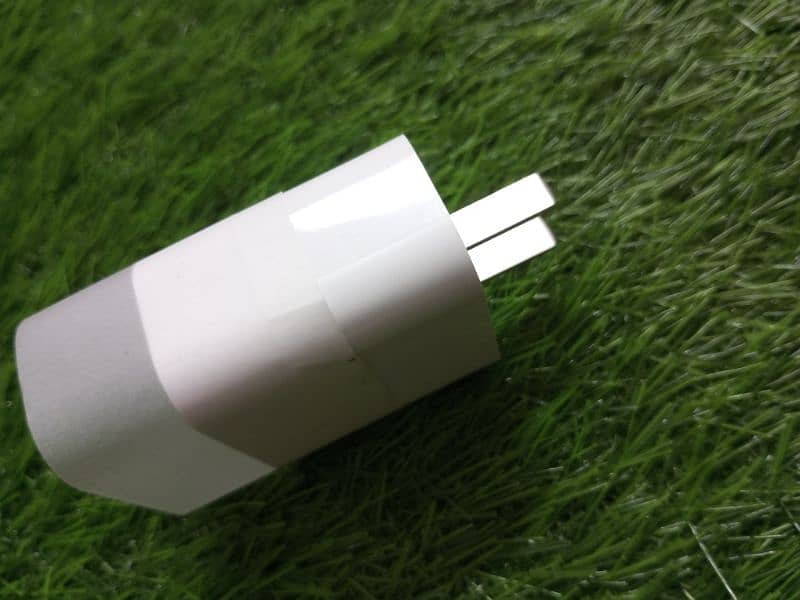 Iphone original charger 20w 6