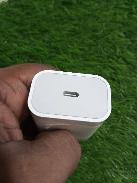 Iphone original charger 20w 7