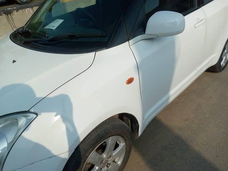 Suzuki Swift 2012 6