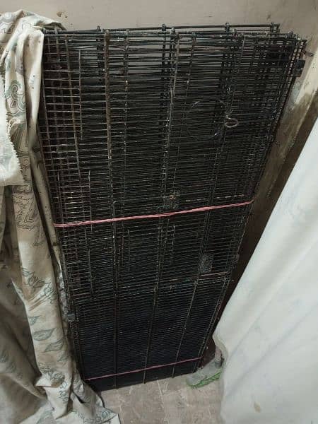 4 PORTION FOLDING CAGE FOR SELL 1