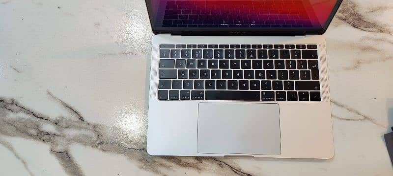 MACBOOK PRO 2016 i7 1