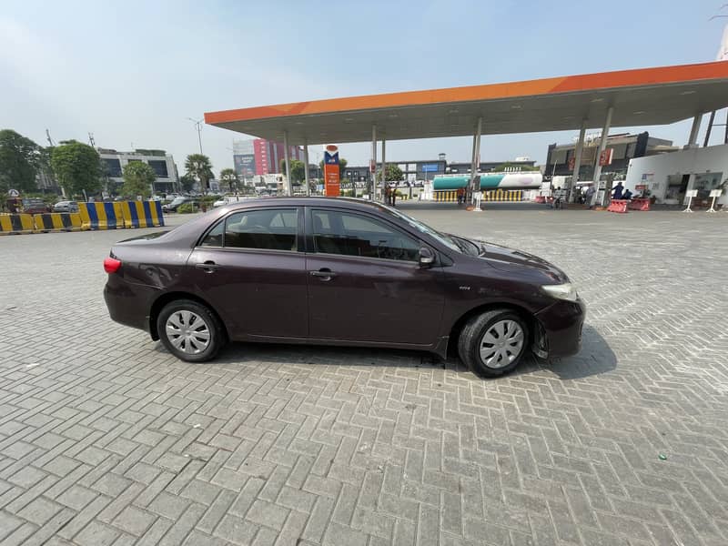 Toyota Corolla GLI 2012 Wine Red for Sale 3