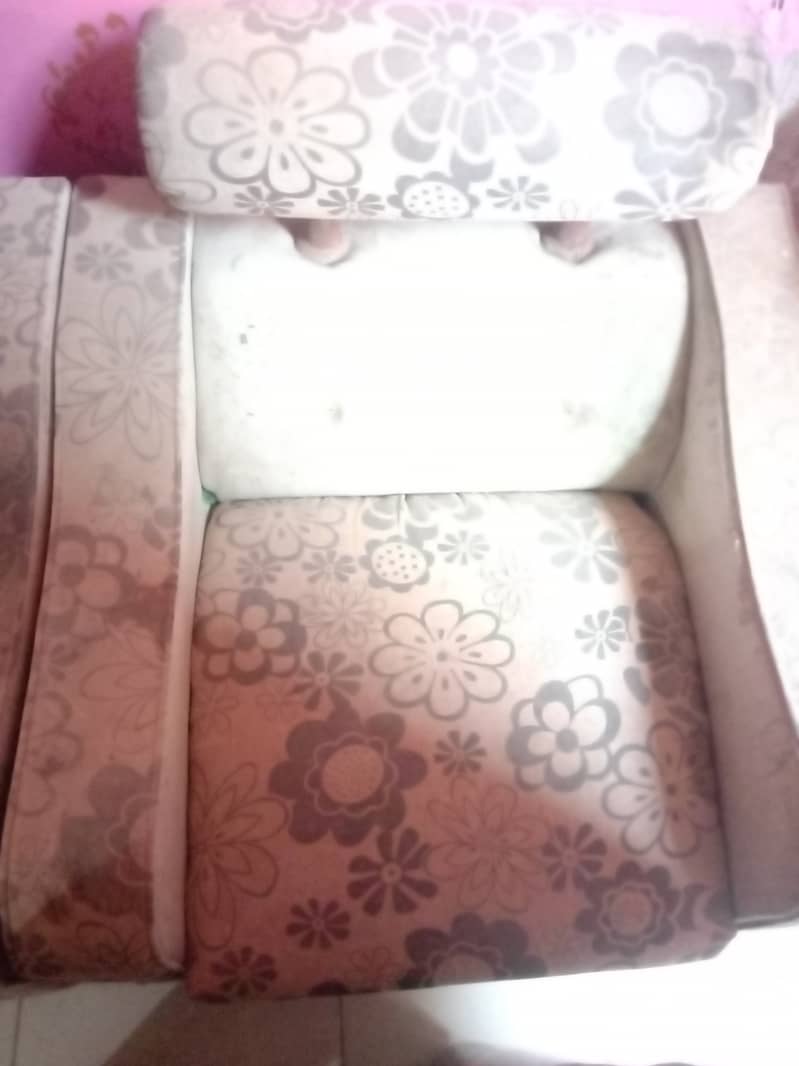 Sofa for sale 3