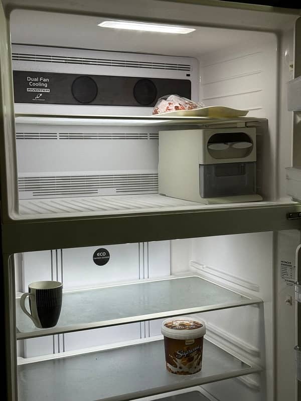 Hitachi Fridge Double door 6