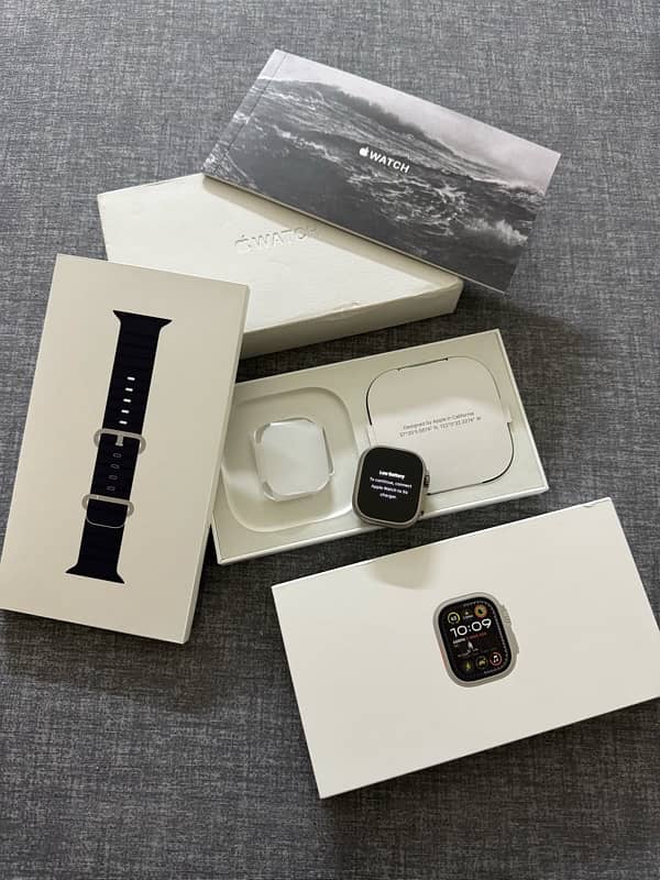 Apple Watch Ultra 2 2024 Complete Box 1