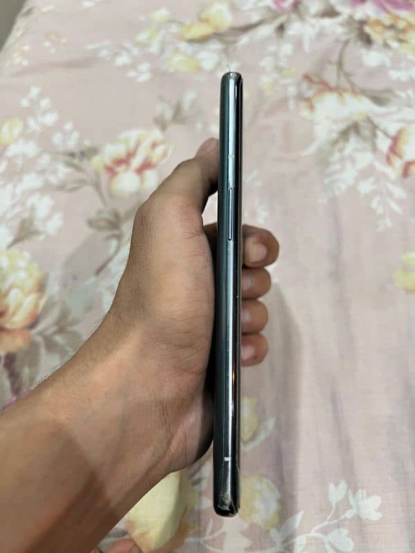 One Plus 9 pro 3