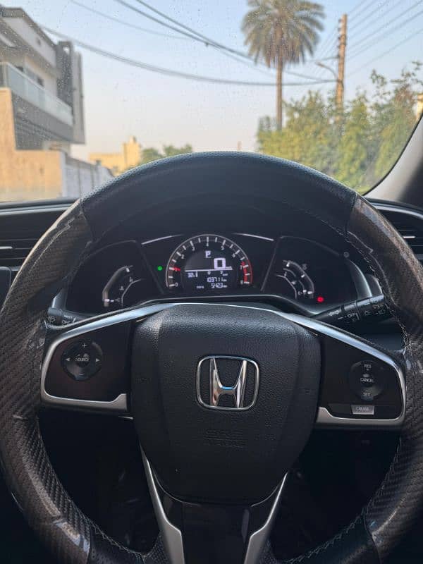 Honda Civic Oriel 2017 5