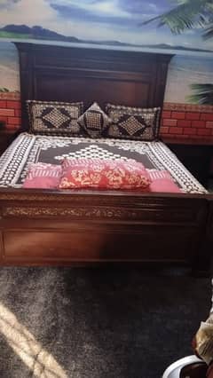 king size bedset only 6 months used