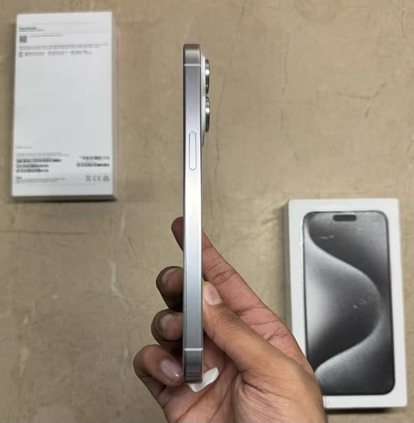 iPhone 15 Pro Max 256gb Factory Unlock 1