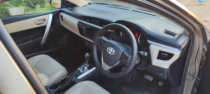 Toyota Altis Grande 2014 6