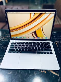 (2019) Macbook Air (Core i5) 16/256gb FLASH SSD (TOUCH ID)