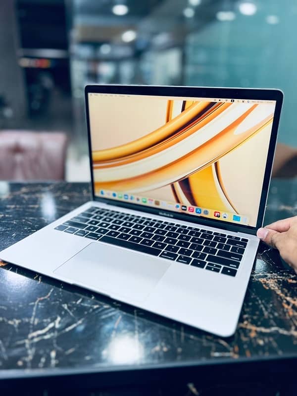 (2019) Macbook Air (Core i5) 16/256gb FLASH SSD (TOUCH ID) 2