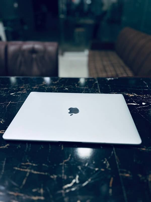 (2019) Macbook Air (Core i5) 16/256gb FLASH SSD (TOUCH ID) 5