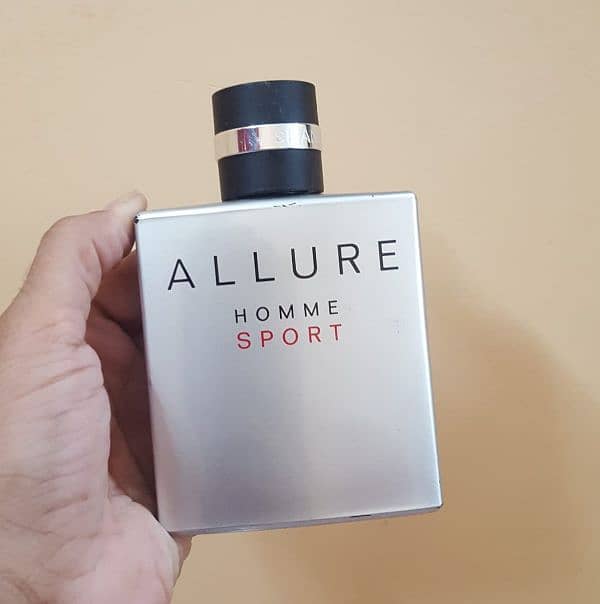 Allure homme edition blanche parfum 4