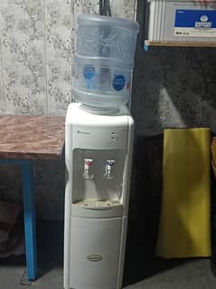 Used Water Dispenser fine condition (Have Cooling Issue) 0