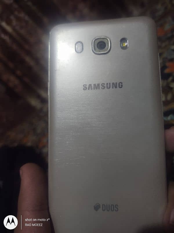 Samsung J7 2016 4g 6