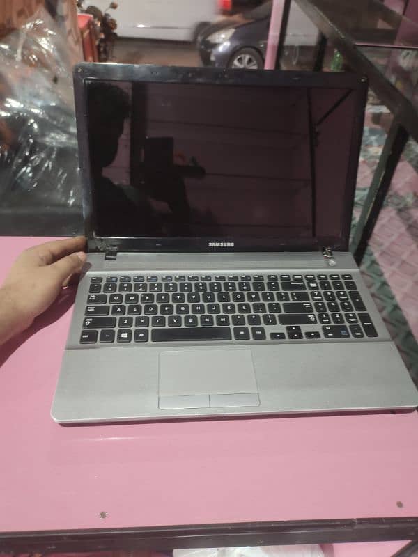 Samsung Notebook 300 E Core i3 2nd Generation 4GB Ram – 320GB Storage 12