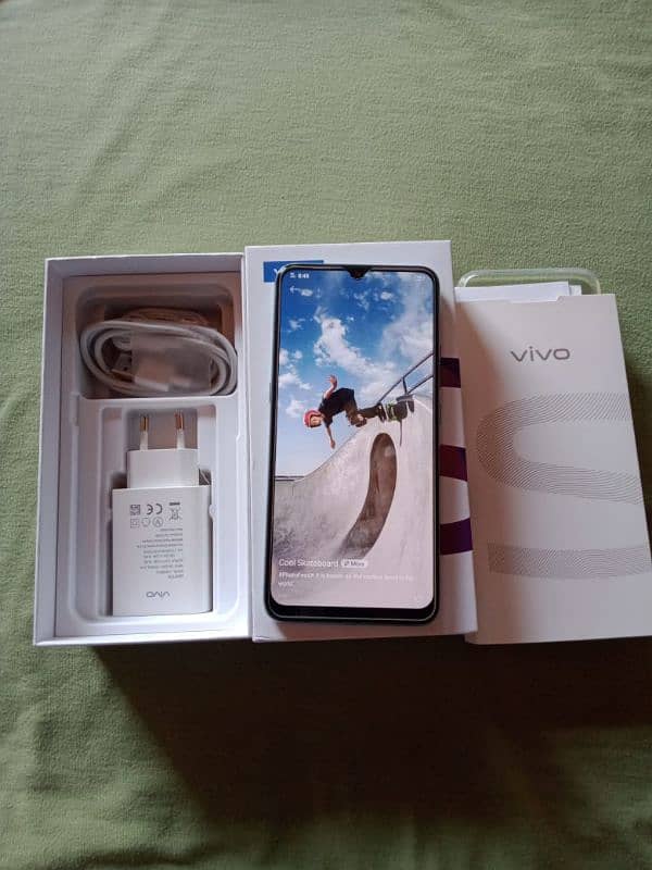 vivo s1 4/128 GB PTA approved My WhatsApp number 03001868066 3