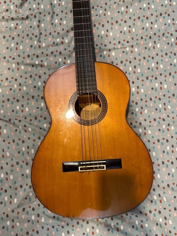 Yamaha C-170 Classical Guitar 1