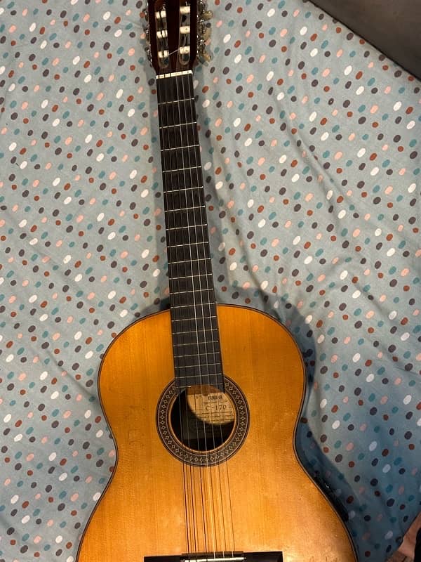 Yamaha C-170 Classical Guitar 7